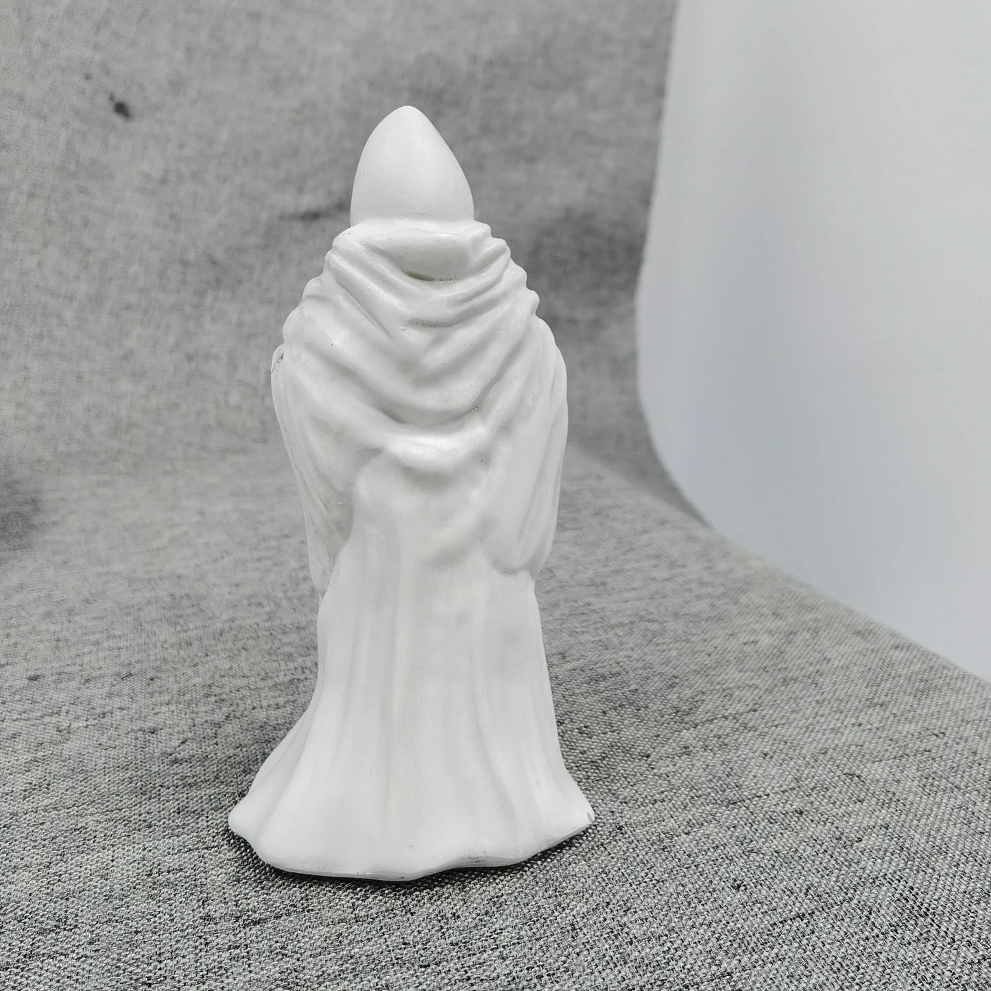 White Skull Statue Halloween Garden Decor Resin-2